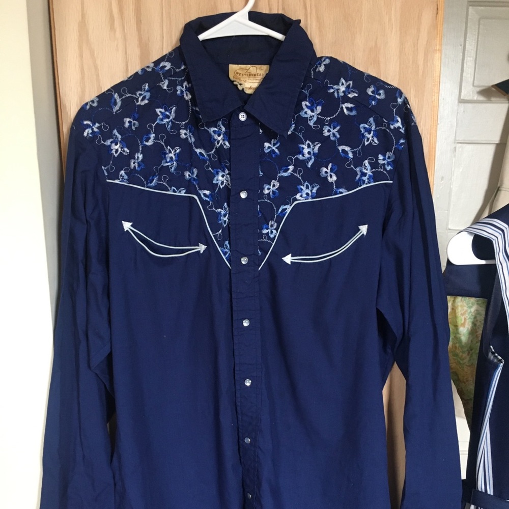 VTG California Westernwear Blue Floral Button Down